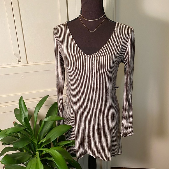 Urban Outfitters Long Sleeve Mini Dress - Picture 2 of 7